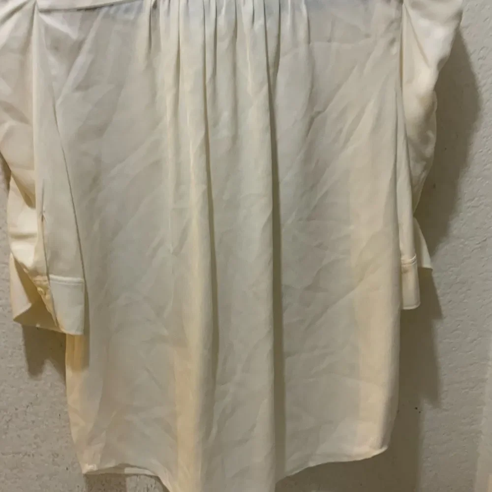 FRAME Gilian 100% Silk Puff-sleeve Top In white size small